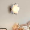 Pastoral Style Simple and Warm Flower Wall Lamp Nordic Creative Design for Children's Rooms Study Rooms Bedrooms Bedside Lamps
