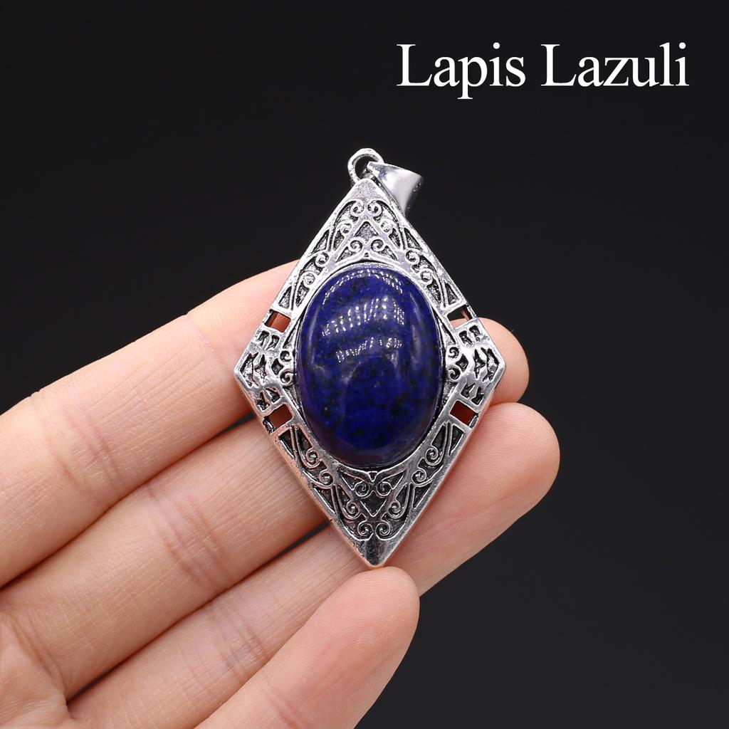 1 Stück, Reiki Heilkristall Anhänger, Europäischer und Amerikanischer Stil Handgefertigt Rhombus Naturstein Quarz Amethyst Edelstein Charms zur Schmuckherstellung DIY
