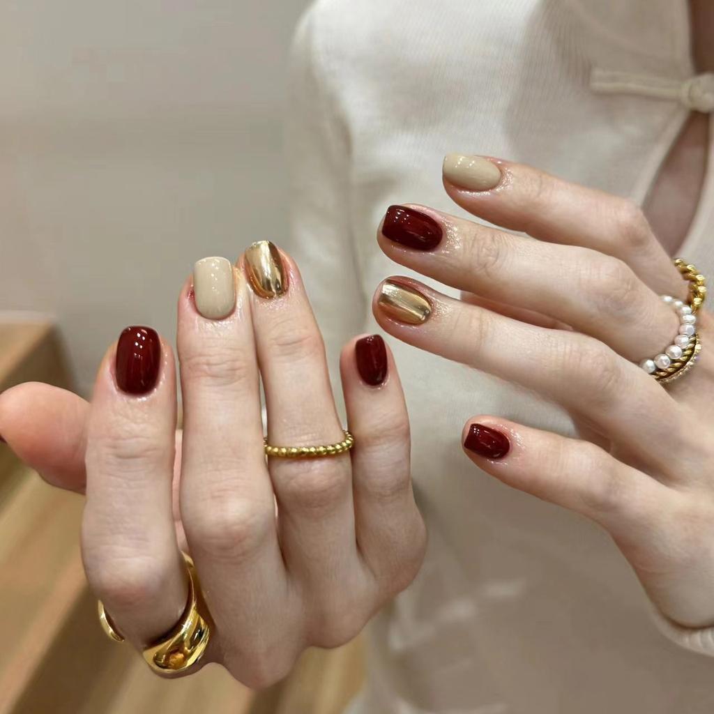 New Year's Manicure Pure Hand-wearing Nail Pieces Handmade High-end Simple Wine Red Jumping Magic Mirror Can Be Detached