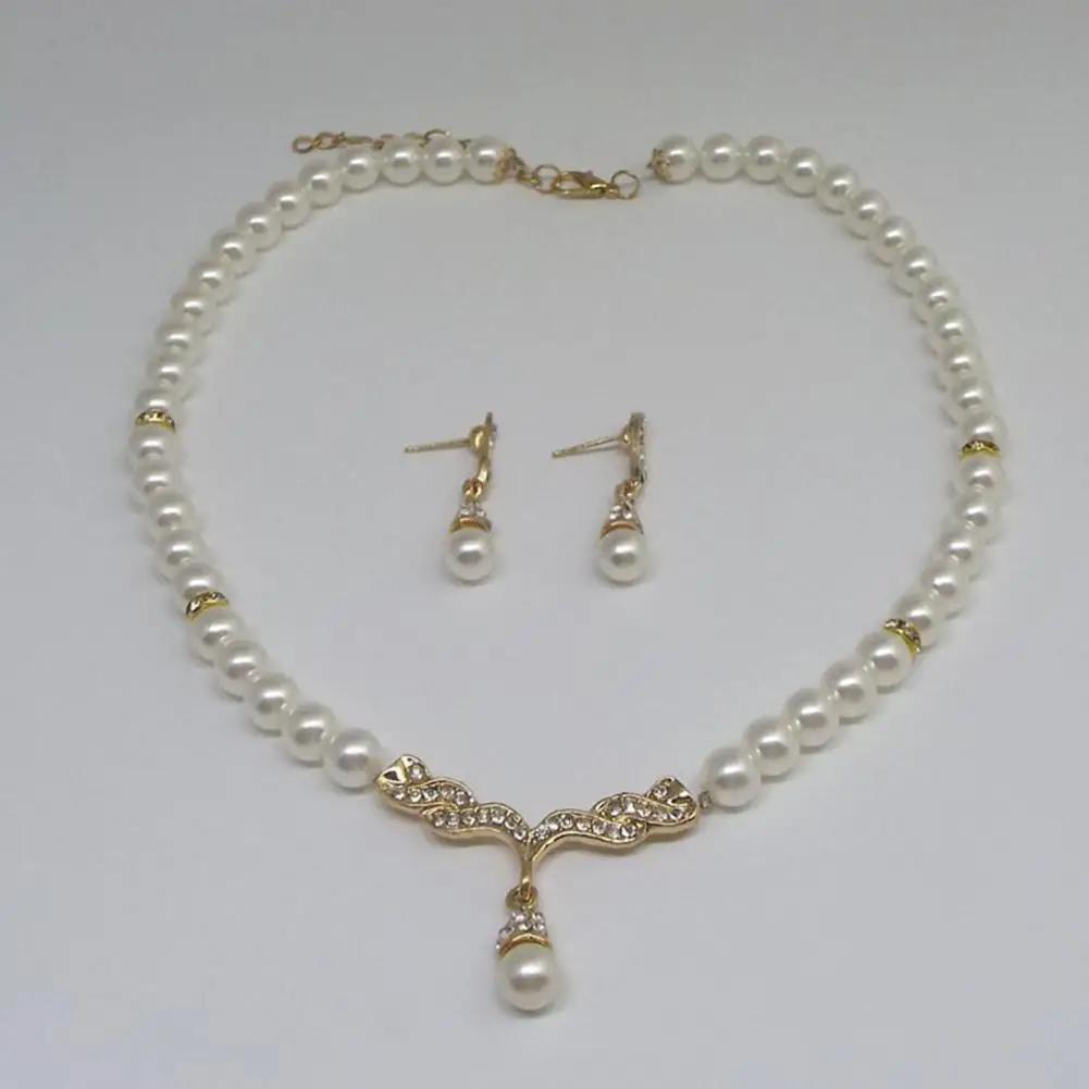 Elegantes Halsketten-Ohrring-Set für Damen Modeschmuck Set Perlmutt Imitation Braut Hochzeit Legierung Party Stecker Halsketten-Ohrring-Set