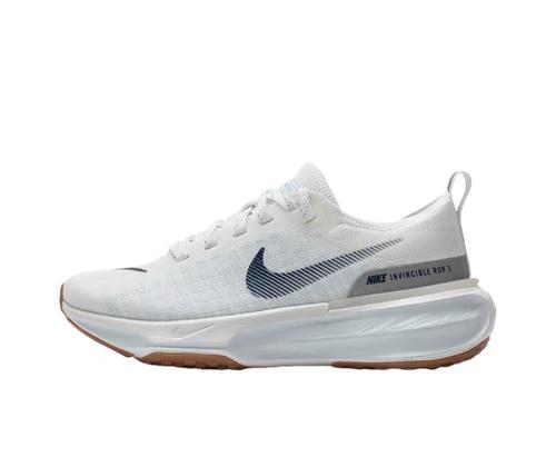 

Nike Invincible 3 Women s Running shoes DR2660-107 White Size EU 35.5 білий