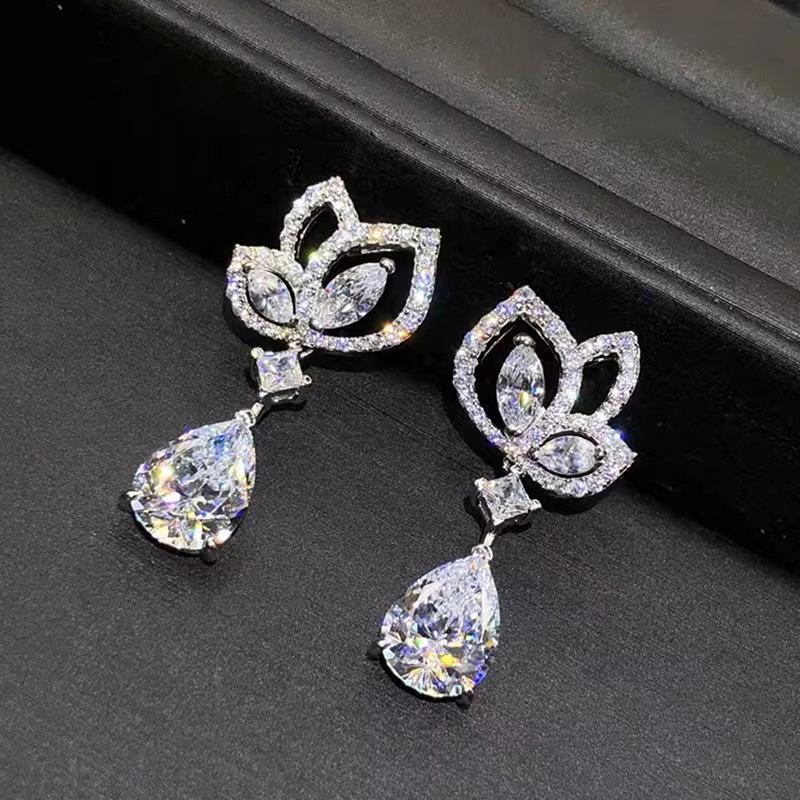 Water Drop Design Earrings, Geometric Zircon Light Luxury Jewelry, Fashionable Hot-Selling Earrings