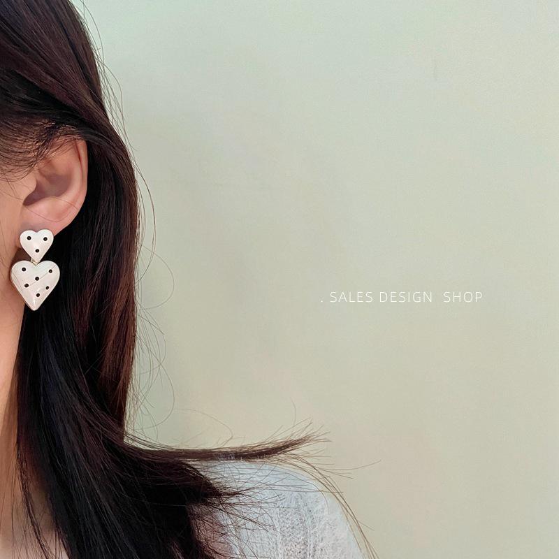 Korean Style Enamel Double Heart Polka Dot Stud Earrings - Light Luxury Fashion