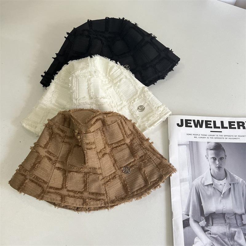 

The new rough edge plaid is made of old letters, small standard fisherman s hat, children s spring and autumn travel shows the tide of washbasin hats M（56-58cm） верблюд