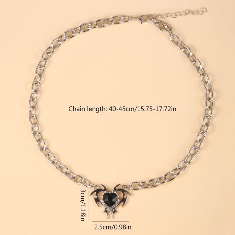 Zircon Love Pendant Necklaces Alloy Material Heart Pendant Necklaces Thick Chain Necklaces Party Jewelry Gift for Women