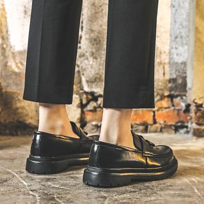 Frühlings- und Herbstlederschuhe Koreanische Ausgabe Trendfriseur Britische Freizeitschuhe Herren Übergröße Lederschuhe Schläfrige Faule Schuhe 3502