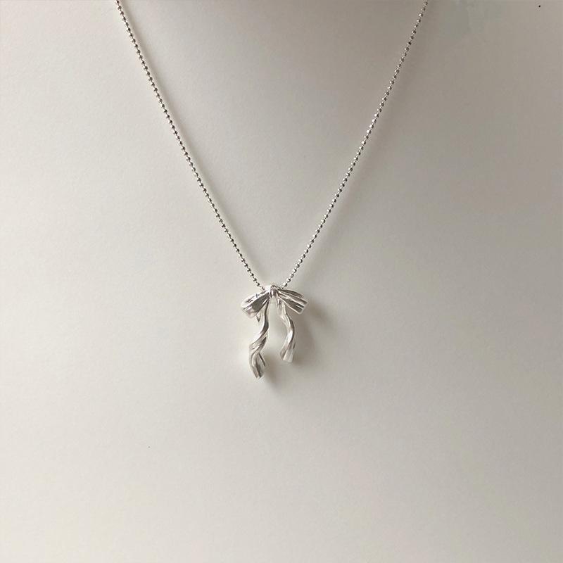 Bowknot Pendant Necklace Exquisite Clavicle Chain Fashion Elegant Necklace for Women Temperament Collar Chains Charm Jewelry