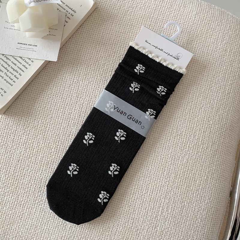 

Female Spring and Summer Thin Rose Boneless In The Tube Pile Socks 1 pair чёрный