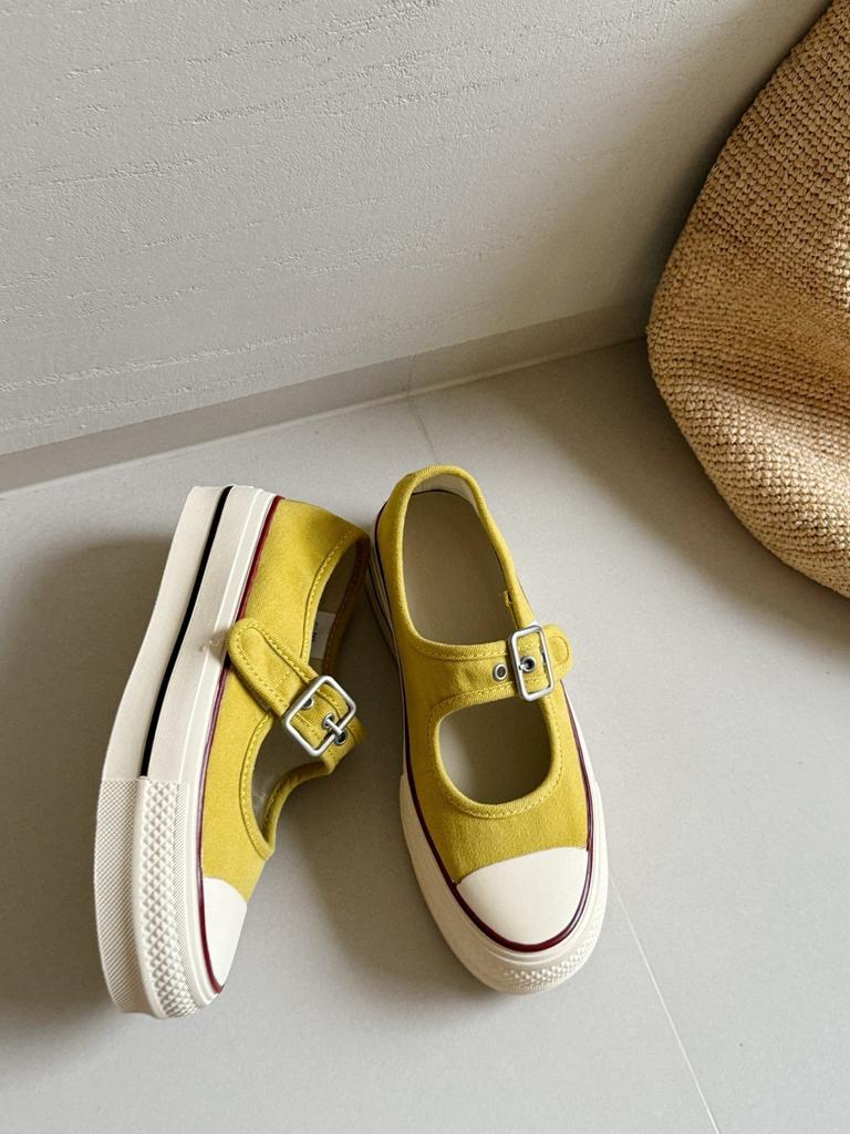 Thick-soled One-pedal Shallow-mouth Canvas Shoes for Women's 2025 New Fashion Versatile One-word Buckle Mary Jane Casual Shoes