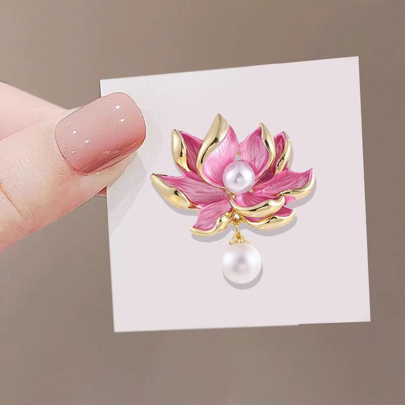 2023 Vintage Chinese Pearl Brooch: Elegant Cheongsam & Hanfu Pin Accessory