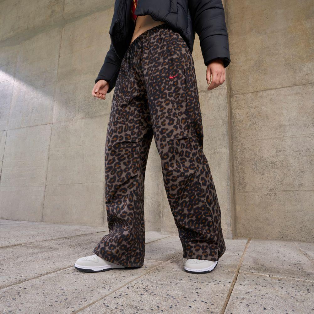 Nike Sportswear Casual Pants Women s M