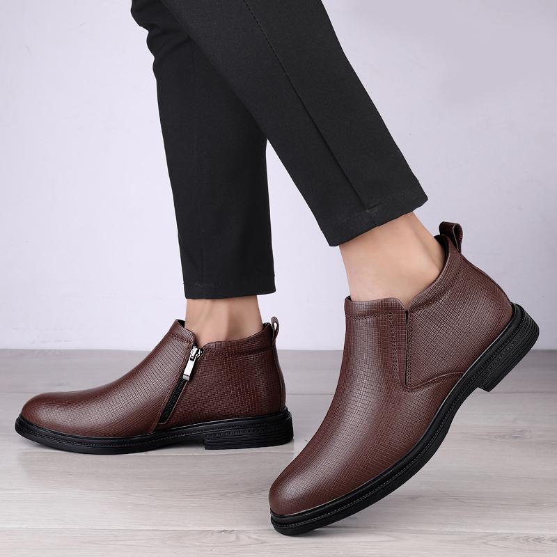 Fashion Genuine Leather Mens Walking Boots High Quality Slip on Male Basic Boots Fashion Warm Plush Fur Winter Footwear Comfy Snow Shoes