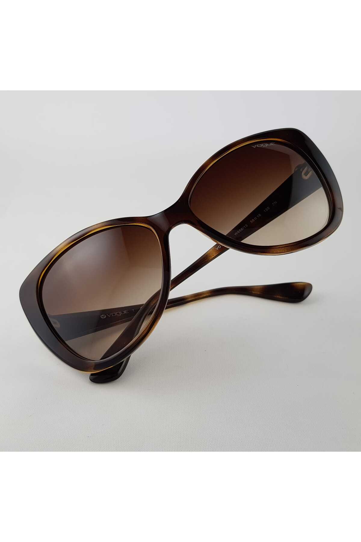 

Original Vogue Eyewear Women s Sunglasses 2819-S W656 13