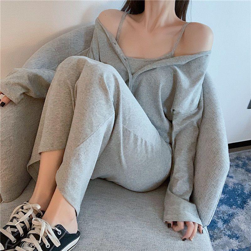 Elegant Long-Sleeved Autumn Two-Piece: Waist-Slimming, Figure-Flattering Dress