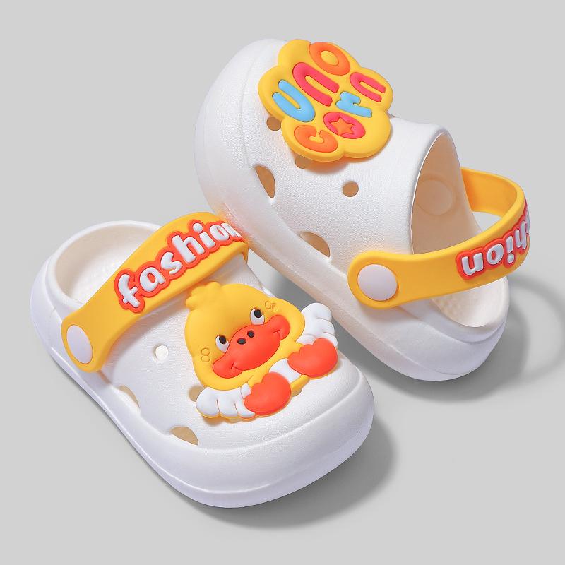 Summer Kids Cartoon Clogs Soft Non Slip Soles Girls Sandals For Home And Outdoor Wear Comfortable Lightweight Slippers