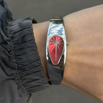 Water Drop Vintage Quartz Watch Men Women Y2k Dpecial Blade Creative Blade Design High Quality Steel Unique Bracelet Men Watch