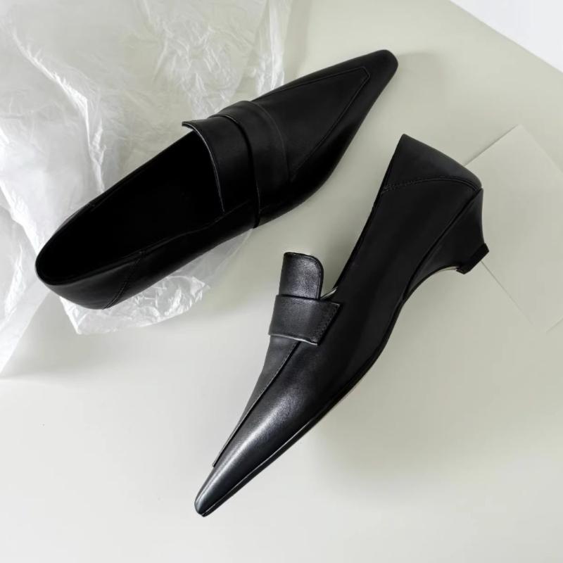 2026 Spring Pointed Toe Low Heel Women Loafers Shoes Concise Slip On Single Shoes Designer Elegant Stripper Party Ladies Shoes