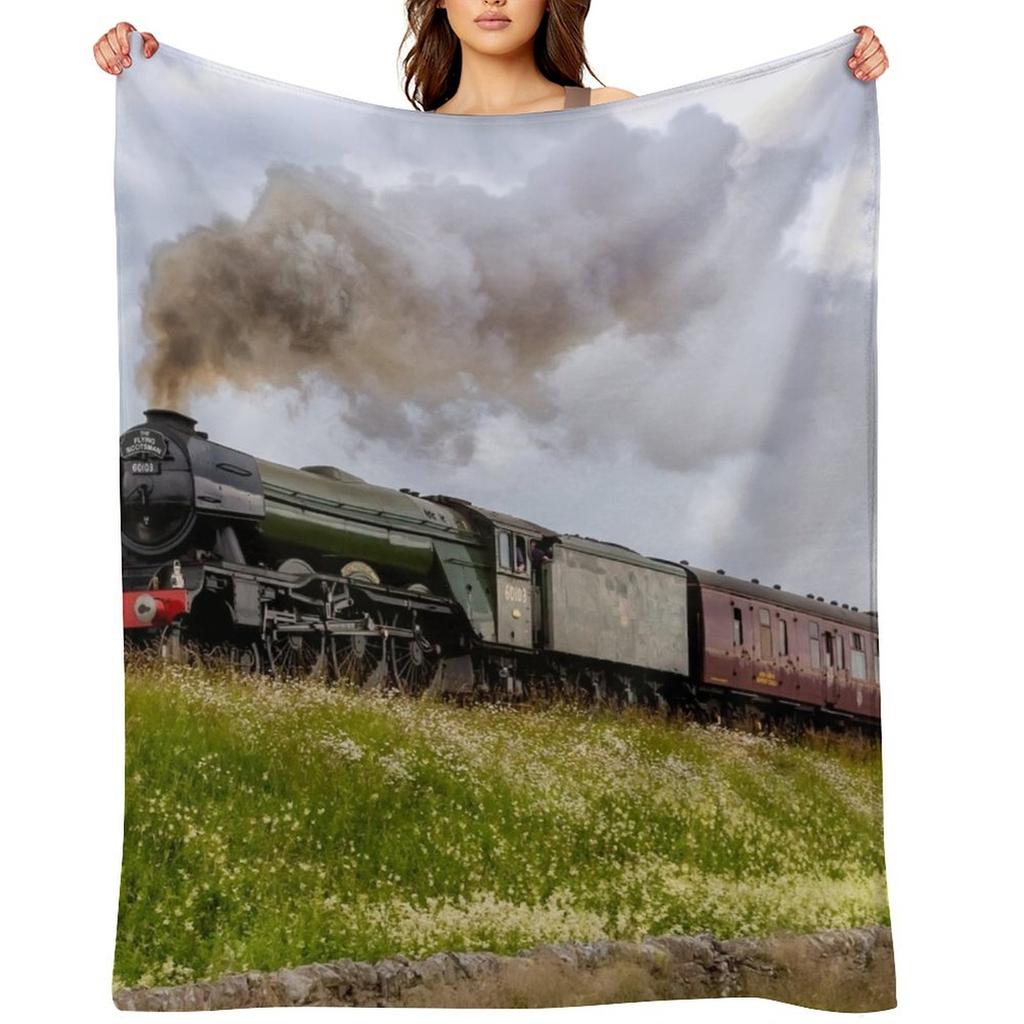 The Flying Scotsman in Yorkshire Throw Blanket Weighted Winter beds Thins Decoratives Blankets