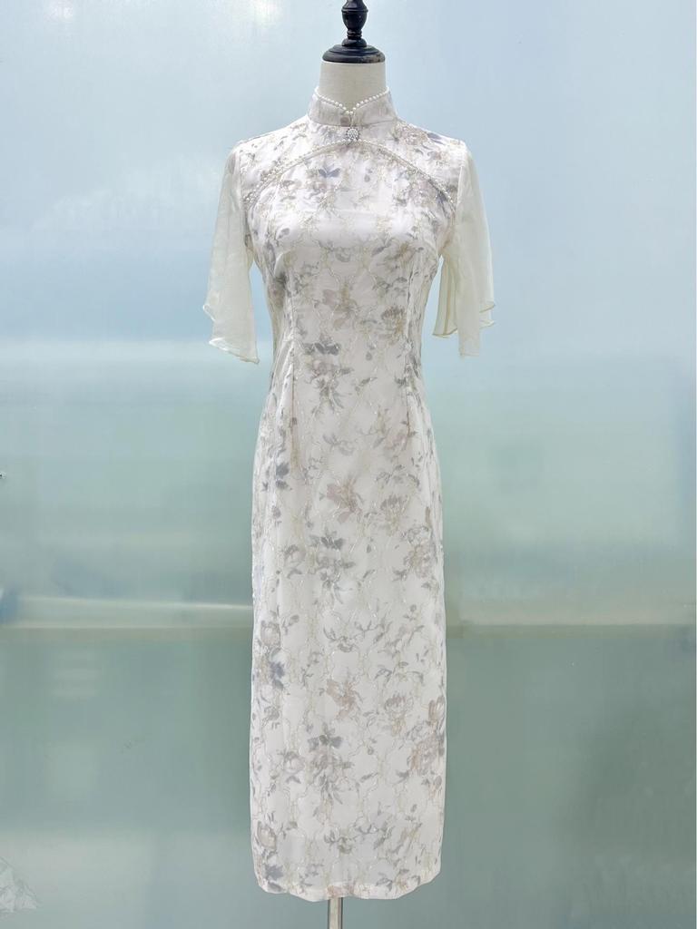 White Retro Lace Cheongsam: Youthful Summer 2025 Edition