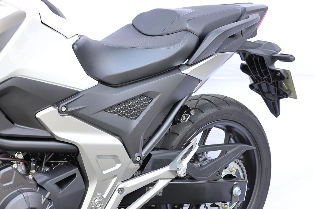 Kijima Bike Parts Helmet Lock Compatible with Side Pannier Installation Steel Black Finish HONDA NC750X/DCT('21-) 303-1610