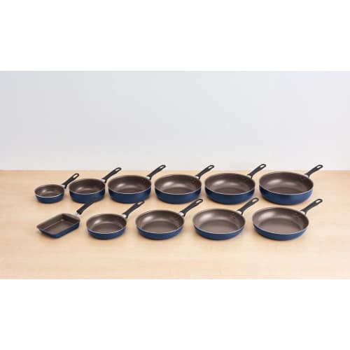 Thermos Durable Series Frying Pan 20cm Navy For Gas Fire Only KFI-020 NVY