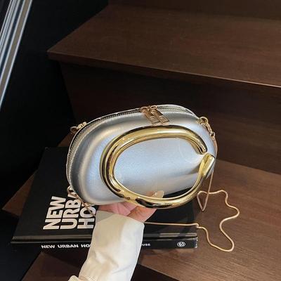 1Pcs Luxury Shoulder Bag Z Style Clutch Bag Evening Bag Special-Shaped Metal Chain Details Decorative Box-Style Small Square Bag