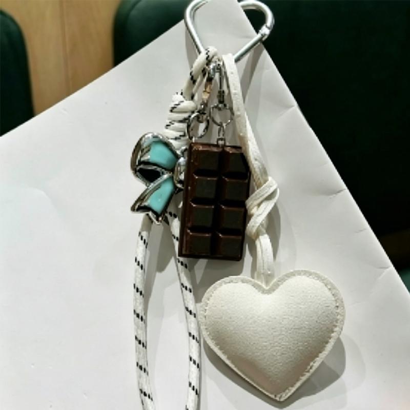

Style Kawaii Korea Trendy Heart Leather Keychain Bag Package Decor Chocolate Pendant Accessories Creative Key Chain Trendy белый