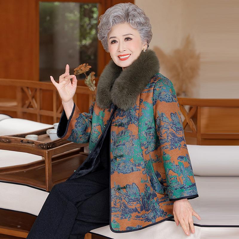 Chinese National Style Fur-Collared Winter Jacket for Middle-Aged and Elderly Women