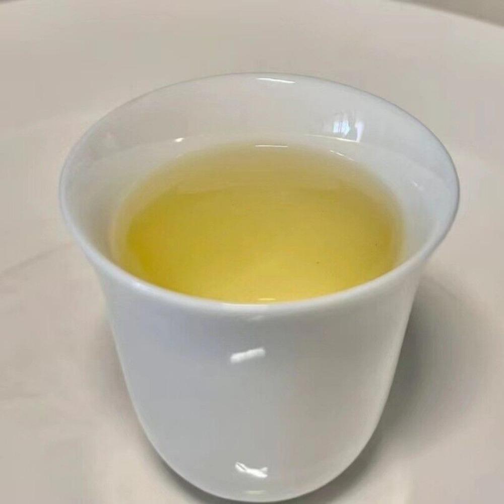 357g Nan Nuo Mountain Ancient Tree Spring Raw Pu-erh Tea Cake