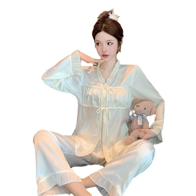 New Pajamas Women's Ice Silk Long-sleeved Suit Court Style Retro High-end Silk Can Be Worn Outside Loungewear