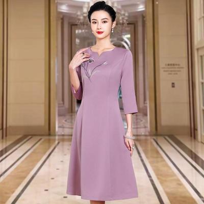 Elegante Vestido Qipao de Otoño 2023 para Madres Jóvenes - Atuendo Formal para Banquete de Boda de suegra