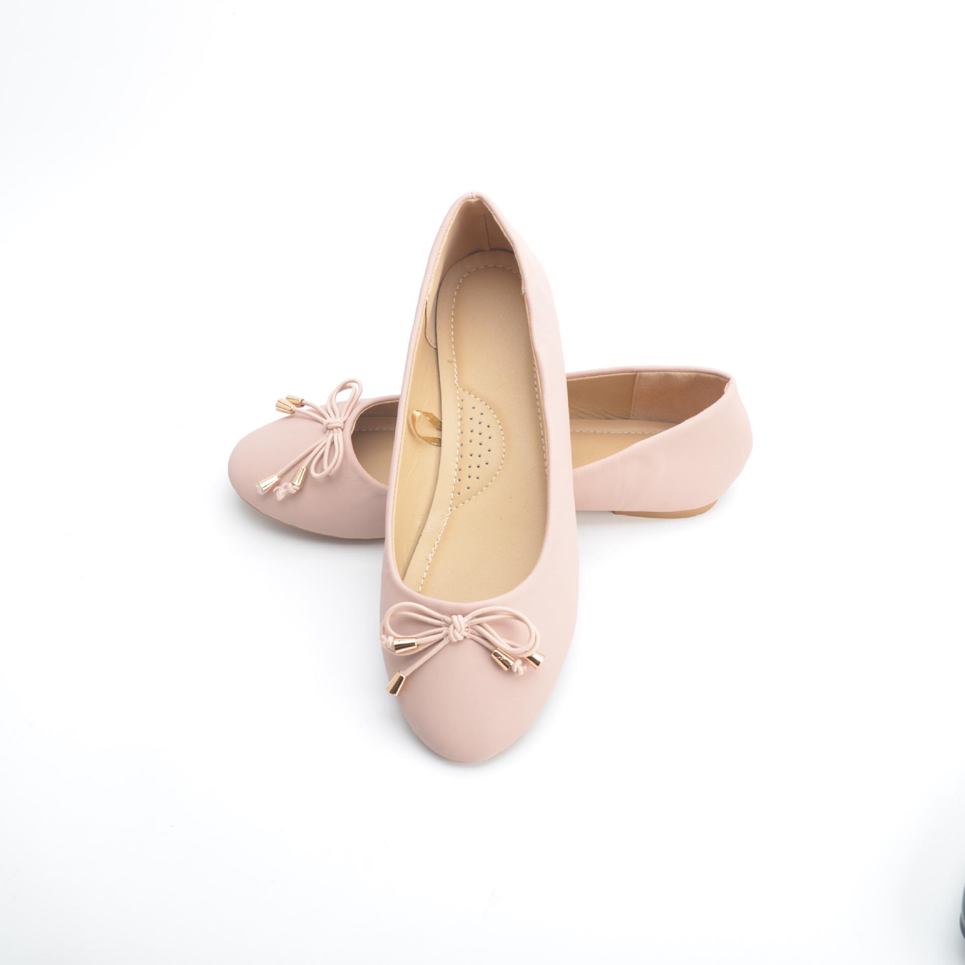 

Повседневные женские удобные туфли на плоской подошве слипоны с белым бантом 41