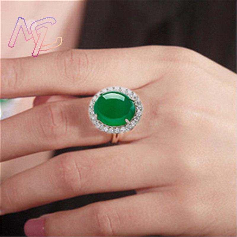 Grüne Natürliche Jade Ringe Glücksbringender Geschnitzter Edelstein Echter Schmuck Luxuriöser Verstellbarer Ring Vintage Charme Talismane Stein