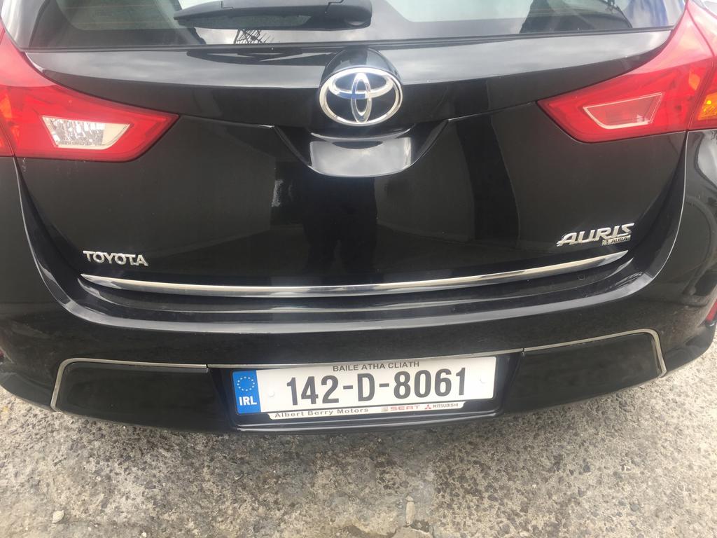 Toyota AURIS II HB - CHROME STRIP Chromed Tailgate