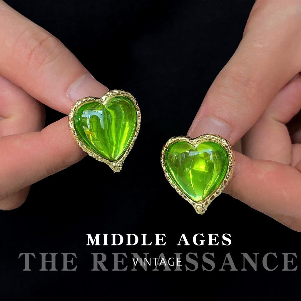 French court style elegant love stud earrings emerald heart temperament earrings
