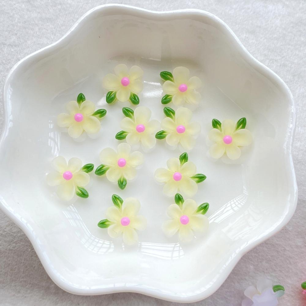 50Pcs Cute Cartoon Mini Colored Flowers and Leaves Nail Art Resin Designer Charms DIY Craft For Nail 3D Decorations Jewelry