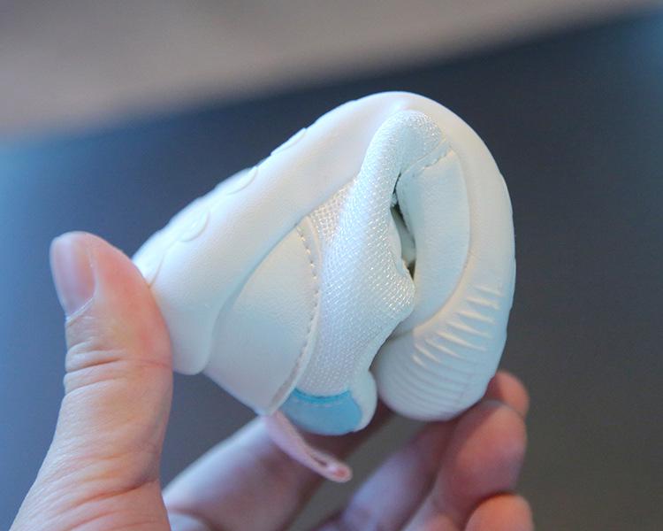 Breathable Mesh Soft Sole Shoes for Newborns & Toddlers - Versatile Spring/Autumn Fashion for Boys & Girls