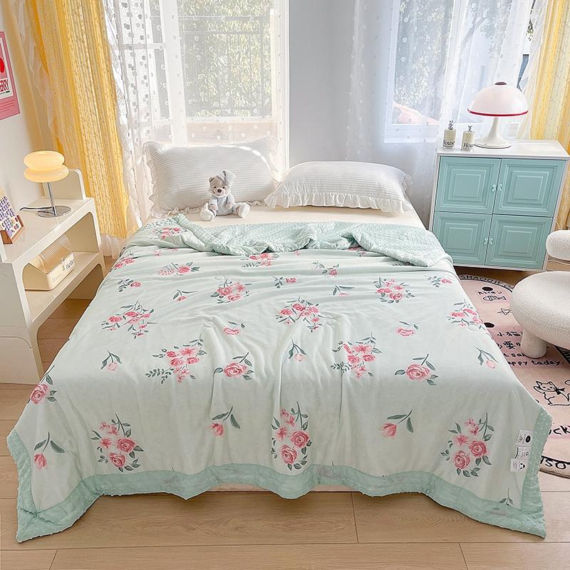Pink Rose Smooth Air Condition Comforter Lightweight Floral Summer Quilt with Ice Silk Cooling Comforters Four Seasons Universal