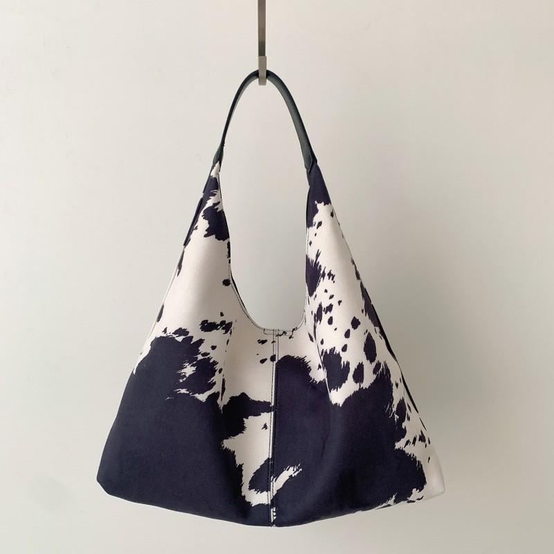 

2025 Niche Design Suede Large-capacity Handbag Korean Fashionable All-matching Bag Personalized Underarm чёрный