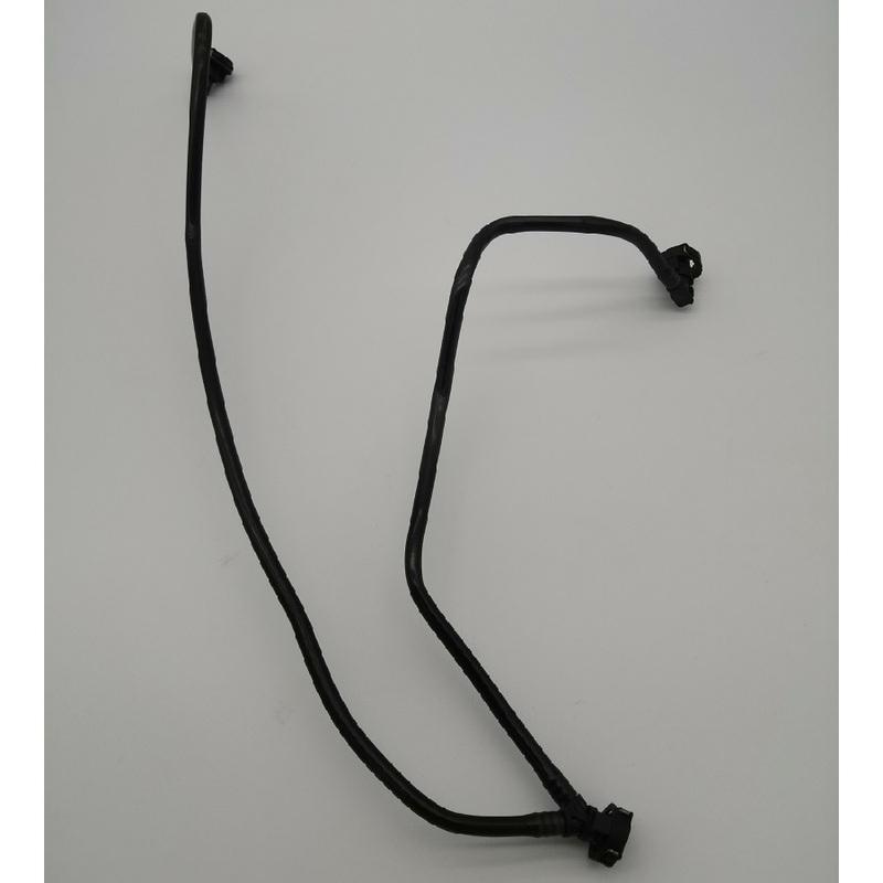 2465010325 Radiator Overflow Hose Pipe for Benz W246 CLA250 14-18 CLA Class 180 220 250 W176 Vent Line  A2465010325