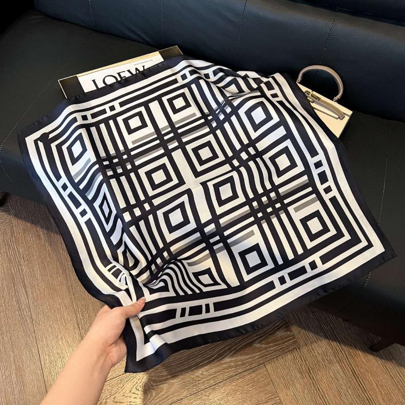 Fashion Black and White Printing Temperament Square Scarf Imitation Silk Korean Version Decorative Scarf Scarf Professional Decorative Shawl Silk Scar