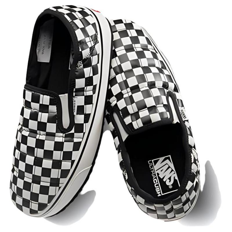 Vans Classic Slip Er 'Black White' Vans VN0A3TKRKAG