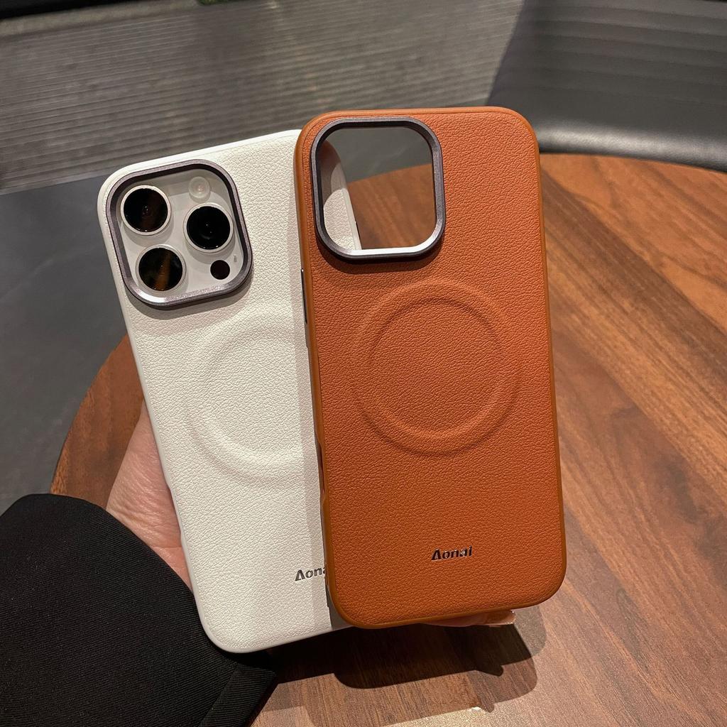 Suitable for The IPhone16 with A Lychee Peel Texture Phone Case, N52 Strong Magnetic Attraction, IPhone16 Pro with A Lens Ring, Business Hard Case