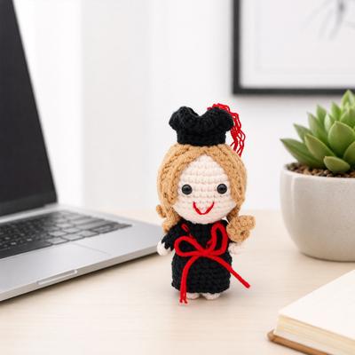 Yousheng Handmade Graduation Crochet Doll, Knitting Cartoon Boy Girl Graduates Toy Decoration, Grad Gifts for Him, Her, Class of 2026