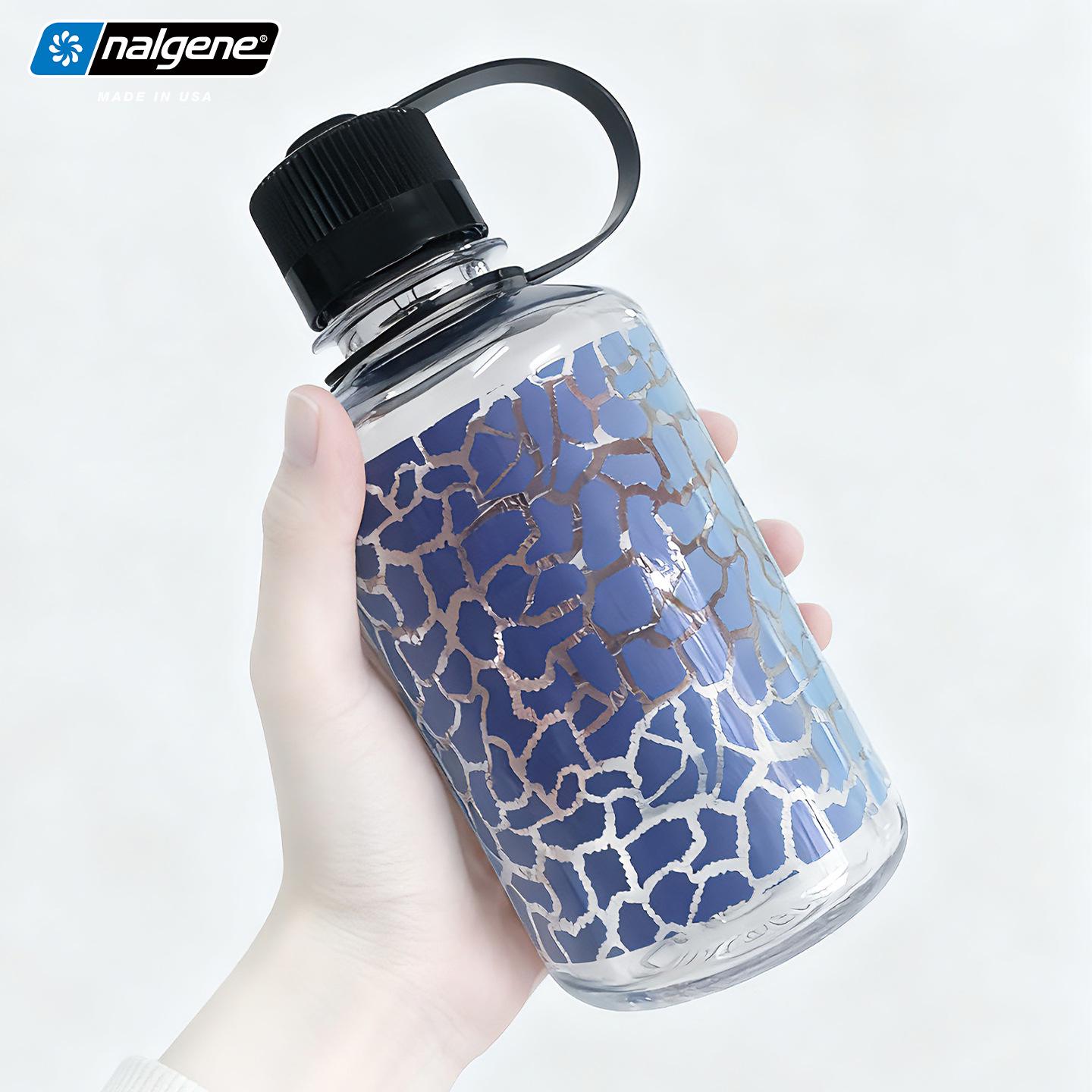 

Nalgene 25th Anniversary Graffiti Water Bottle - Portable for Students and Adults 500ml