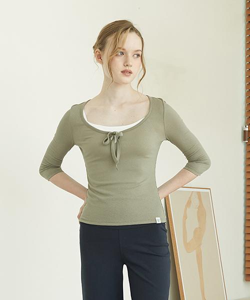 Reina Mora Shell String U-Neck 3/4 Sleeve Green Olive 4