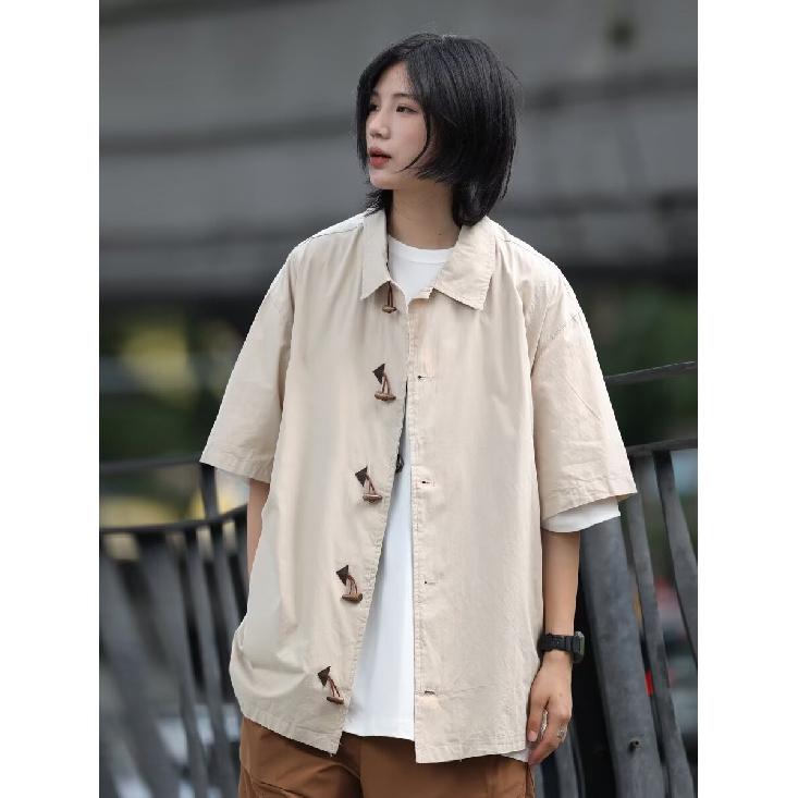 

2024 Новая ретро-рубашка для летней мужской одежды, гонконгский стиль, студенческая свободная, маленький и популярный дизайн, забавный мужской топ, верхняя одежда 2XL хаки