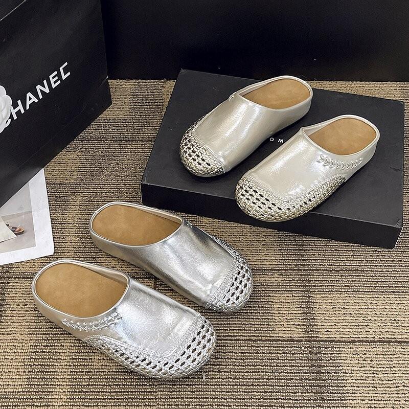 Women Baotou Slippers Summer Flat Sole Non Slip Shoes Breathable Lightweight Big Size Sandals Outdoor Half Slippers Slides Women