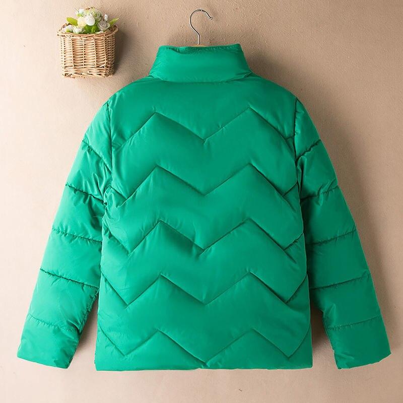 Winter-Nationalstil aus Baumwolle, gepolstert, Stickerei, Blumenmuster, dicker Mantel, Retro-Damenjacken, Parka