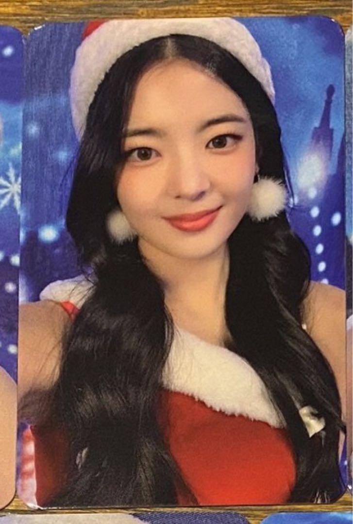 

[USED] ITZY Lia Christmas Winner Exclusive Trading Card